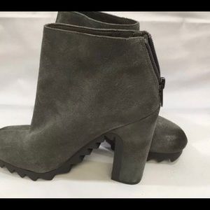 Sam Edelman NEW Booties Size 6 Fun & Flirty Gray